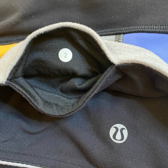 ARCHIVE Lululemon WunderUnder Leggings Size:2 Black//Multi - Picture 4 of 7